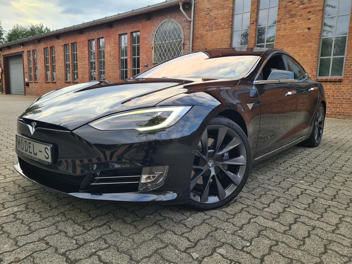 Tesla Model S 100D Pano EAP Metallic Erst 28Tkm Wie NEU 
